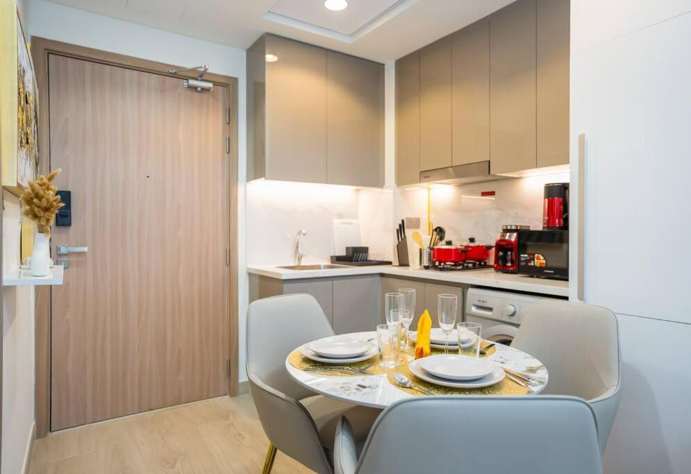 Zapbed House - Azizi Riviera अपार्टमेंट